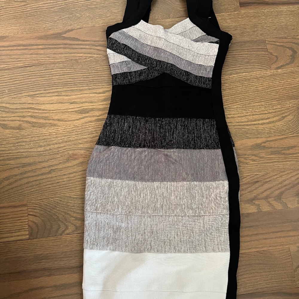 The Kewlshop Bandage Dress Size XS